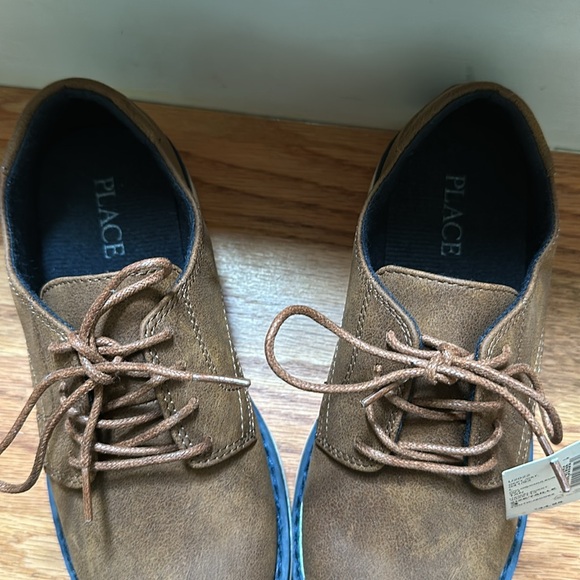 Boys size 3 dress shoes Brown NEW children’s place - Picture 2 of 5